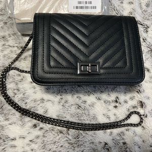 FASHION NOVA CROSS BODY PURSE